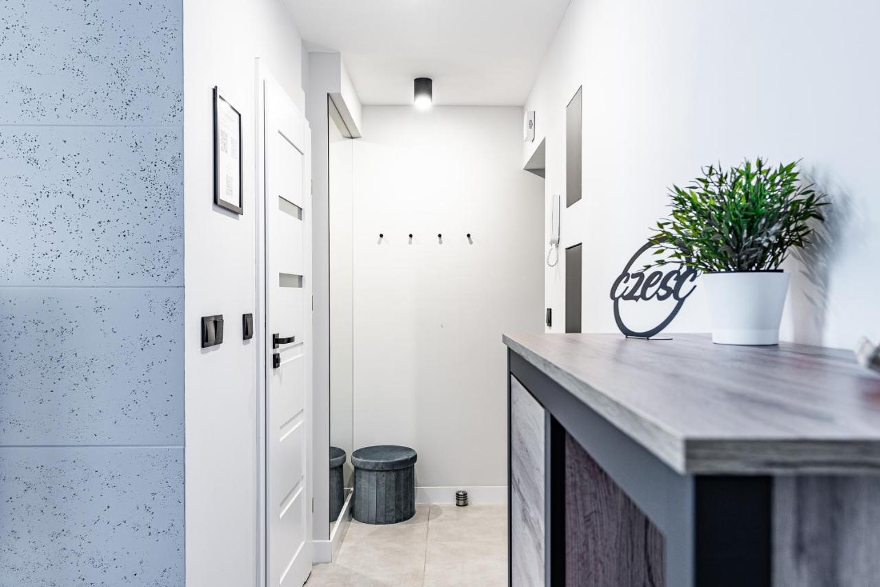 Apartment Frida Katowice Ligota Near Hospitals & Sum Екстериор снимка